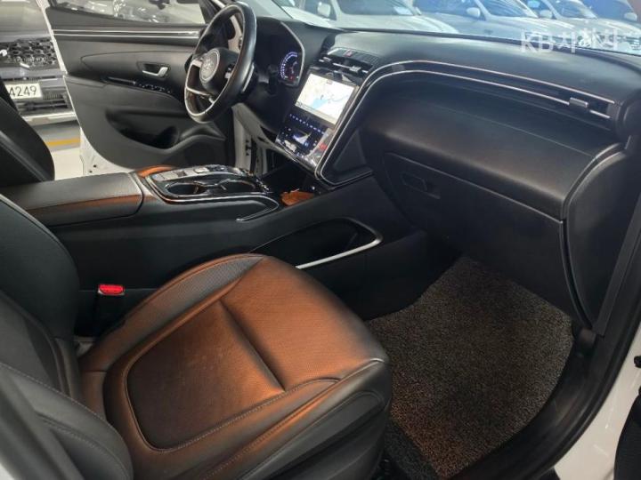 Hyundai Tucson The NX4 Diesel 2.0 2WD Premium 10