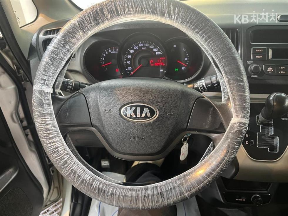 2014 - kia ray-ban