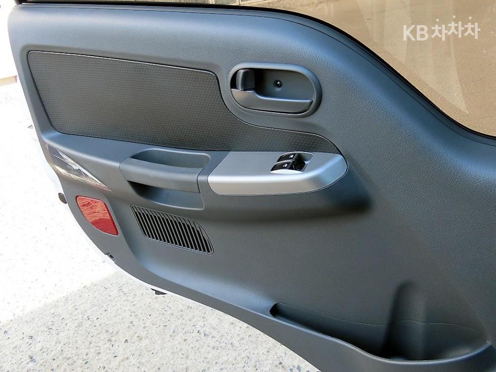 2025 - kia bongo iii