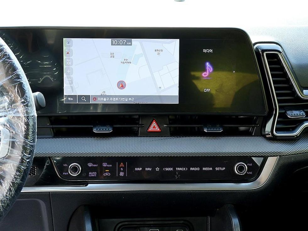 2023 - kia sportage