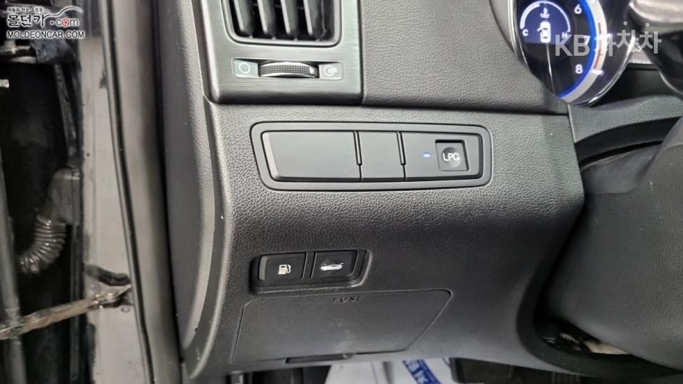 Hyundai Sonata — miniaturë 16