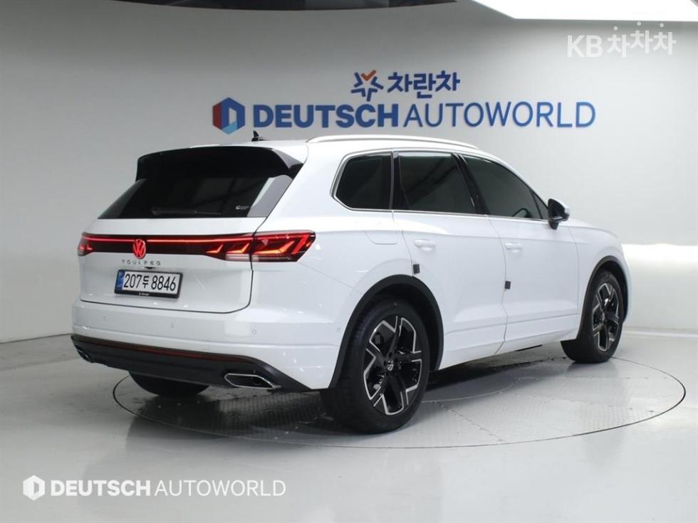 2026 - volkswagen touareg
