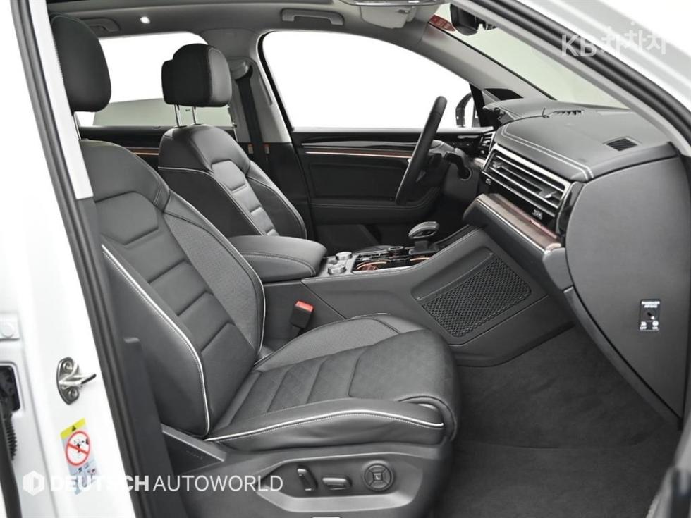 2026 - volkswagen touareg
