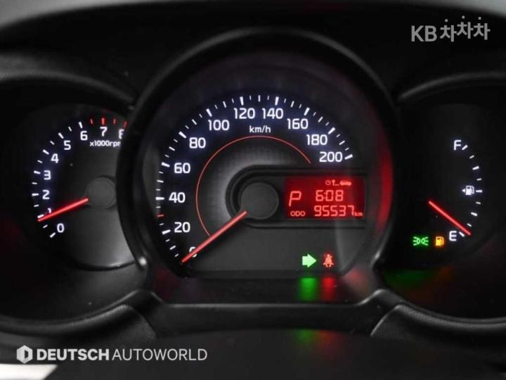 Kia Ray 1.0 Gasoline Luxury 9