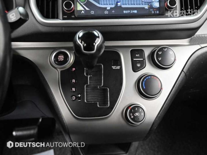 Kia Ray 1.0 Gasoline Luxury 10