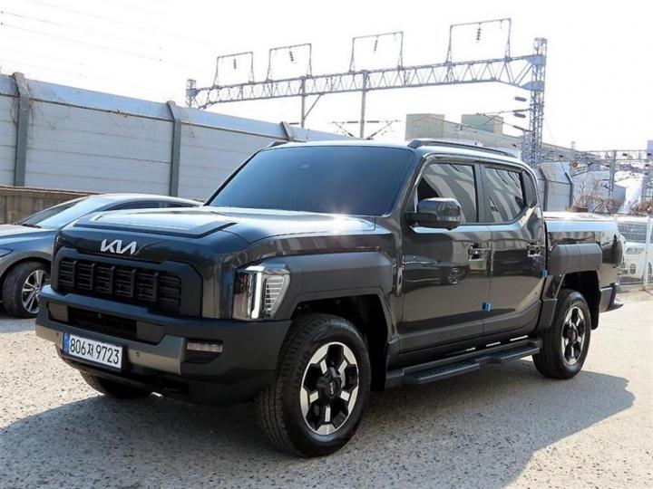 Kia Tasman G2.5 T-GDI 4WD Adventure 3