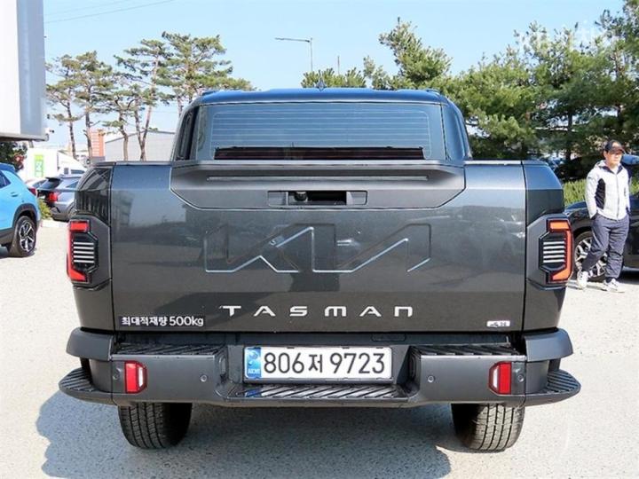 Kia Tasman G2.5 T-GDI 4WD Adventure 5