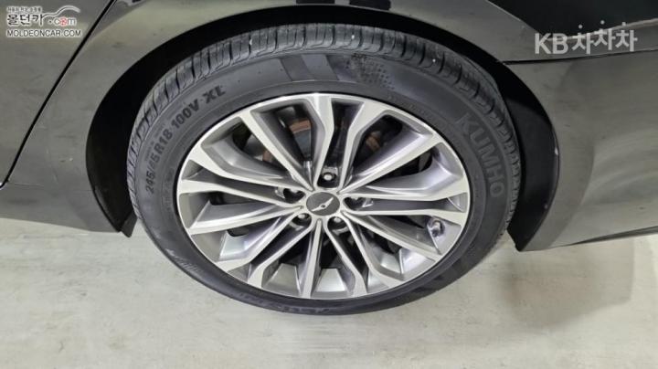 Hyundai Genesis DH G330 Modern AWD Base Type 7