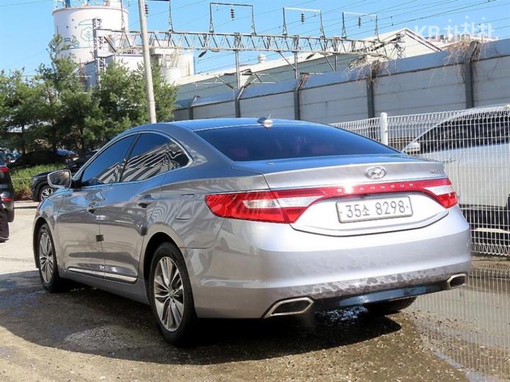 Hyundai Grandeur — miniaturë 3