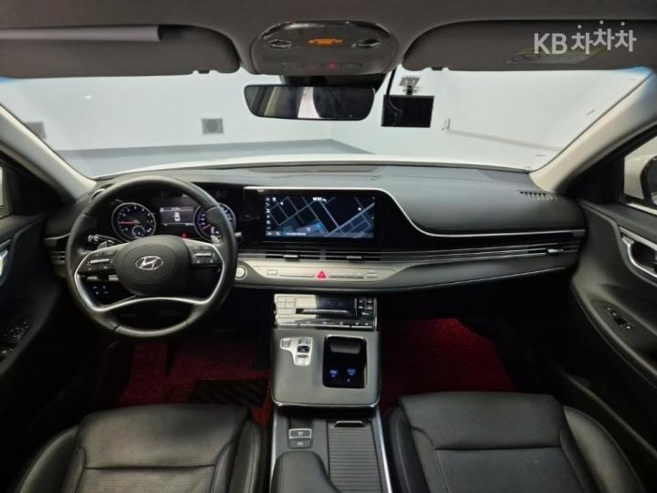 Hyundai Grandeur 2.5 Premium Choice 8