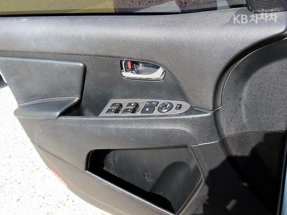 2016 - kia sportage