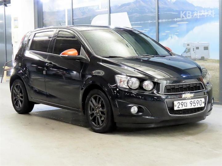 Chevrolet Aveo Hatchback LS Edition