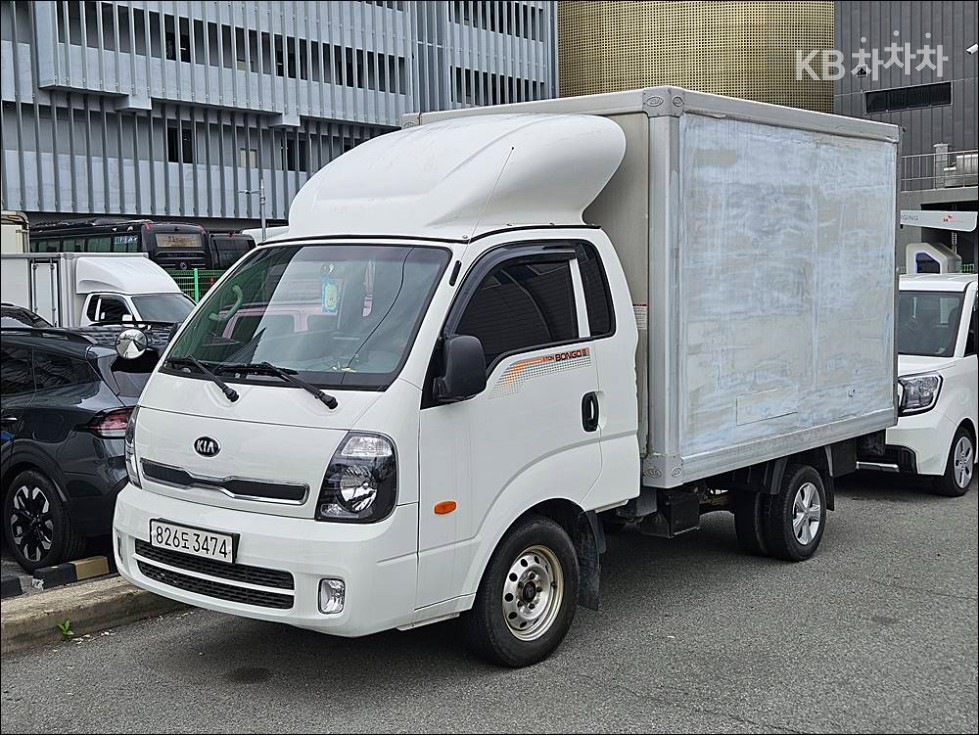 2014 - kia bongo iii