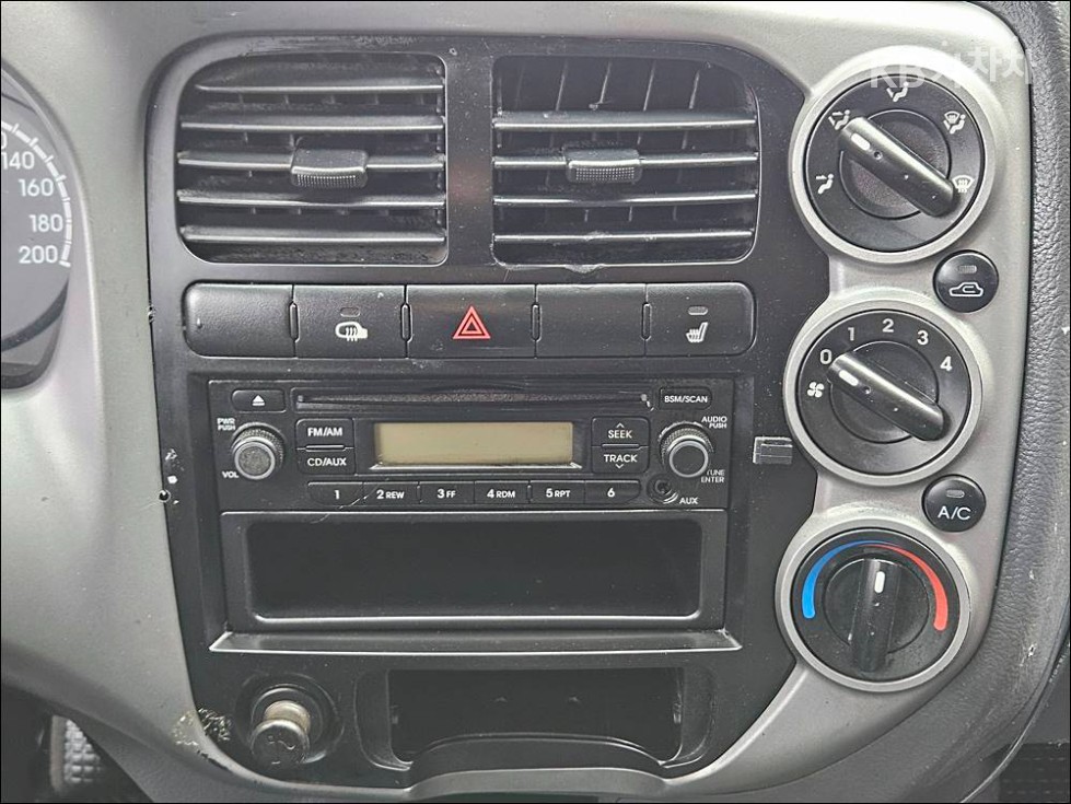 2014 - kia bongo iii