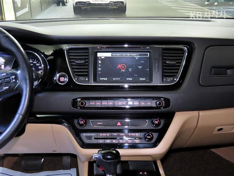 2016 - kia carnival