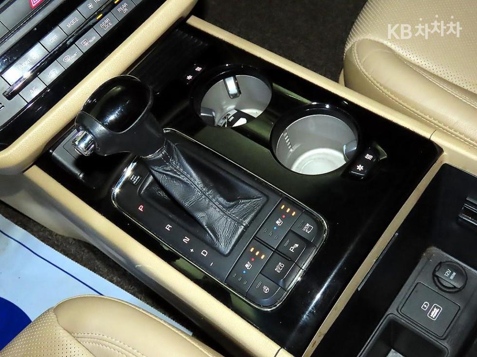2016 - kia carnival