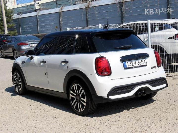 Mini Cooper 5 Duo S 2.0 Classic Base Type 4