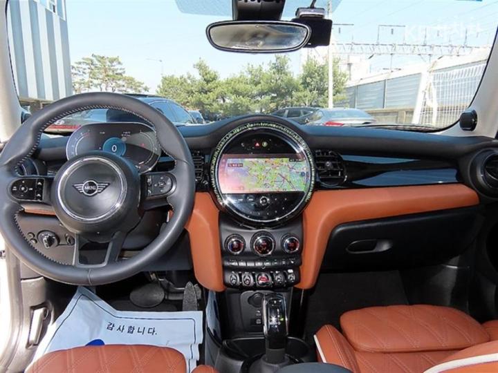 Mini Cooper 5 Duo S 2.0 Classic Base Type 8