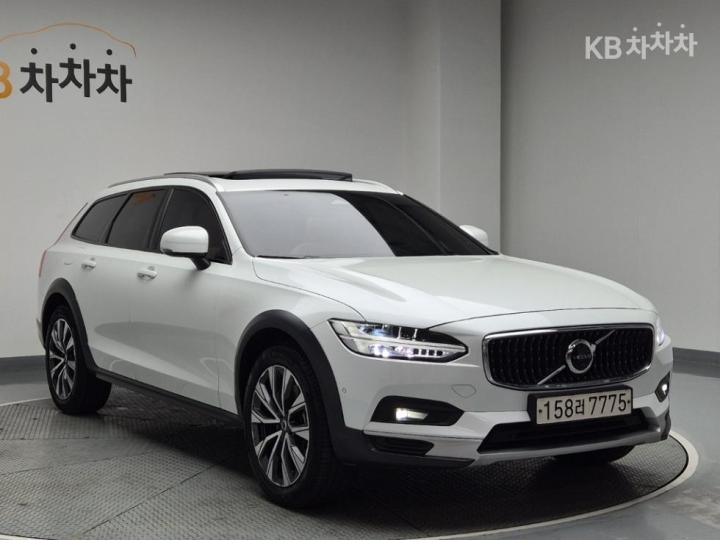 Volvo V90 CC B5 AWD Ultimate 5