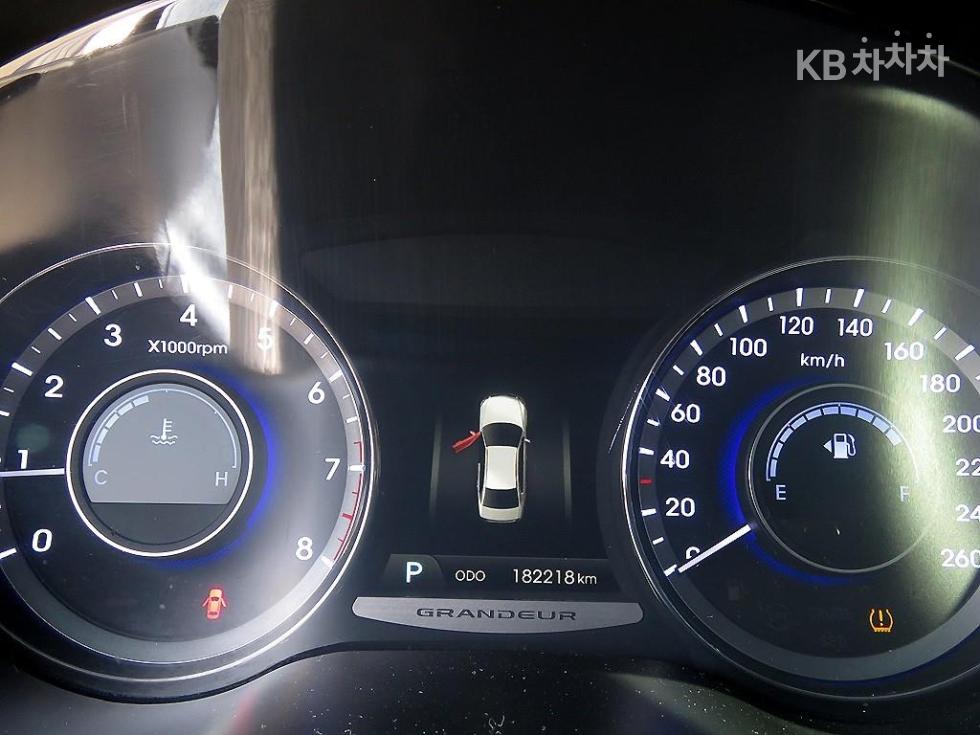 Hyundai Grandeur — miniaturë 12
