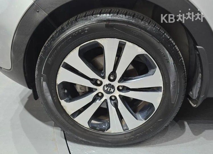 2012 - kia sportage