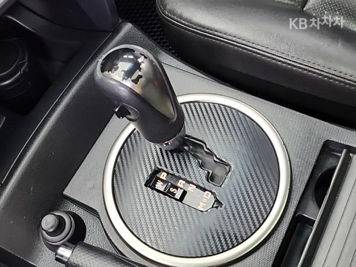 KG Mobility (Ssangyong) Actyon 2WD CX5 CLUB Base Type 9