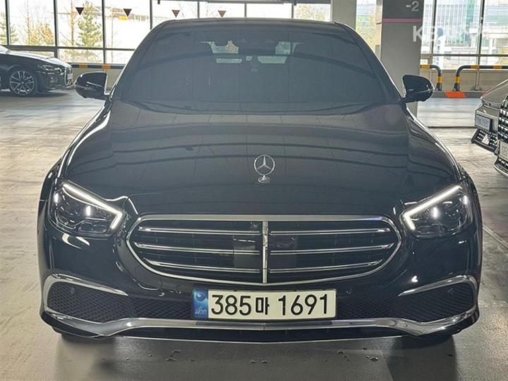 Mercedes-Benz E-Class W213 E300e 4MATIC Exclusive