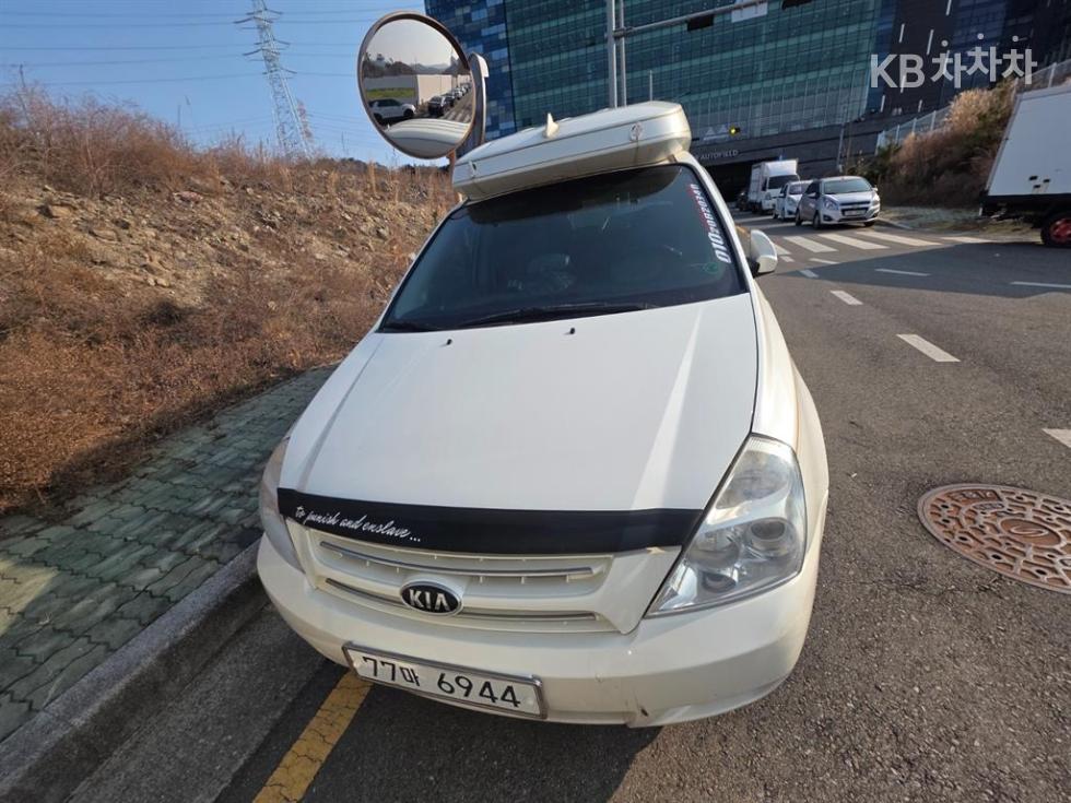 2008 kia grand carnival