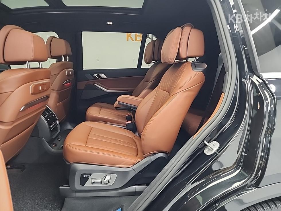 BMW X7 — miniaturë 12