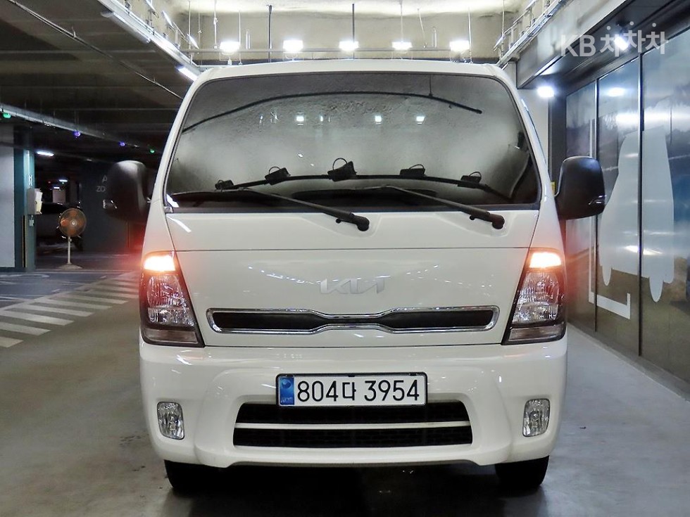 2025 - kia bongo iii