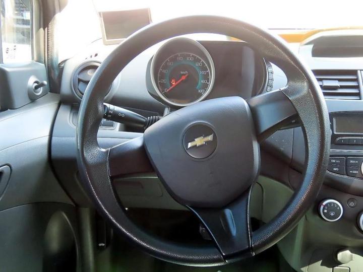 Chevrolet Spark LS Base Type 8