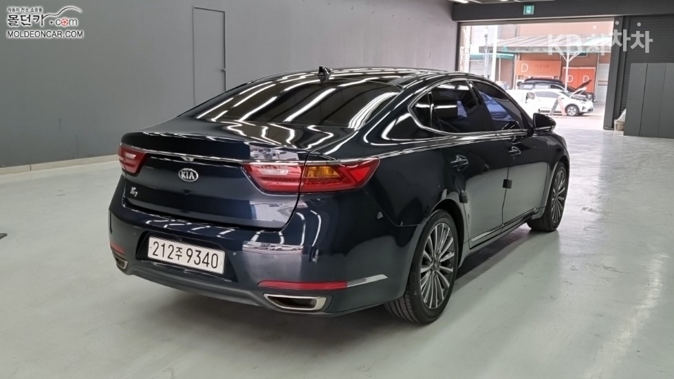 2018 - kia k7