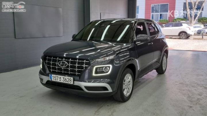 Hyundai Venue Gasoline 1.6 Modern