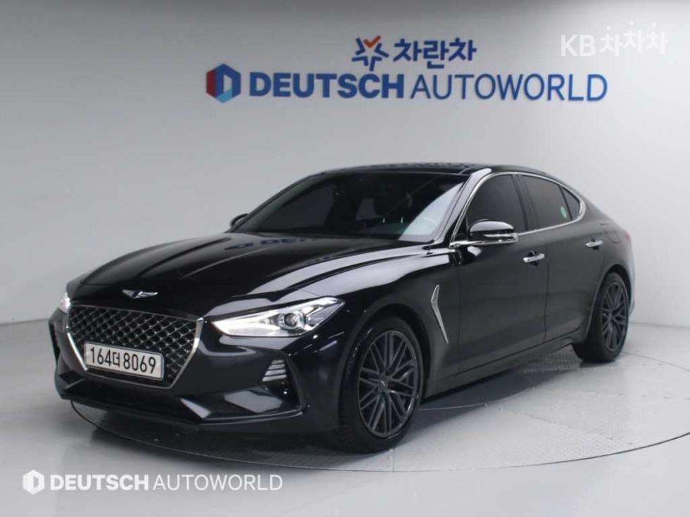 Genesis G70 2.0T AWD Supreme - фото 1