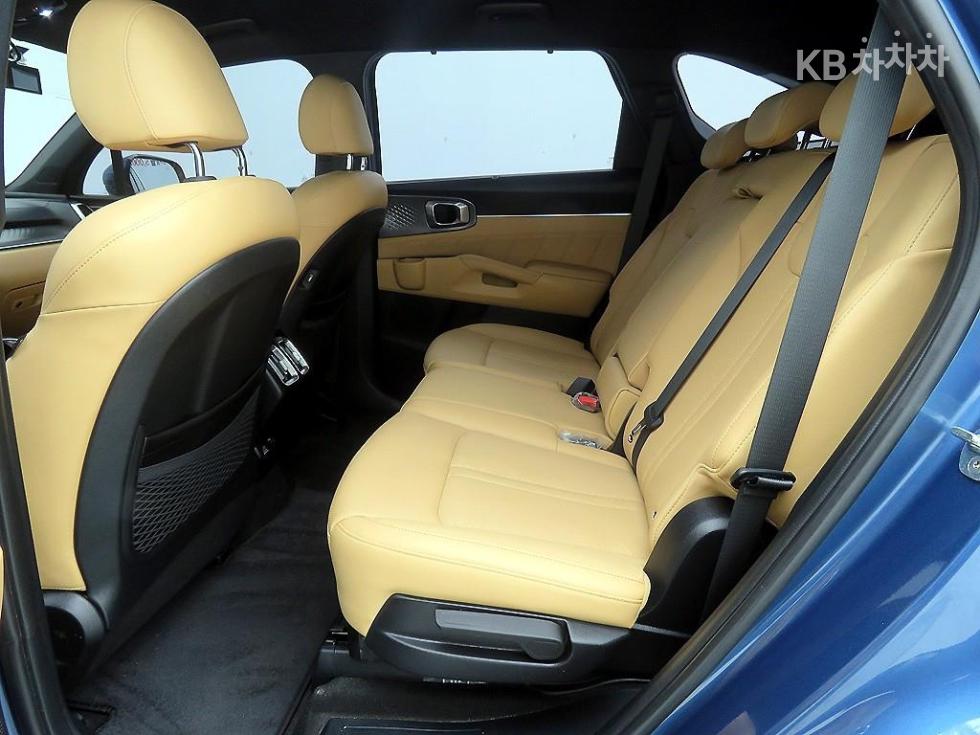 2022 - kia sorento