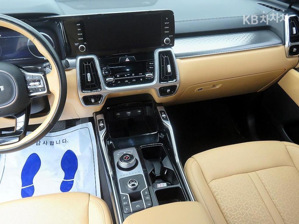 2022 - kia sorento