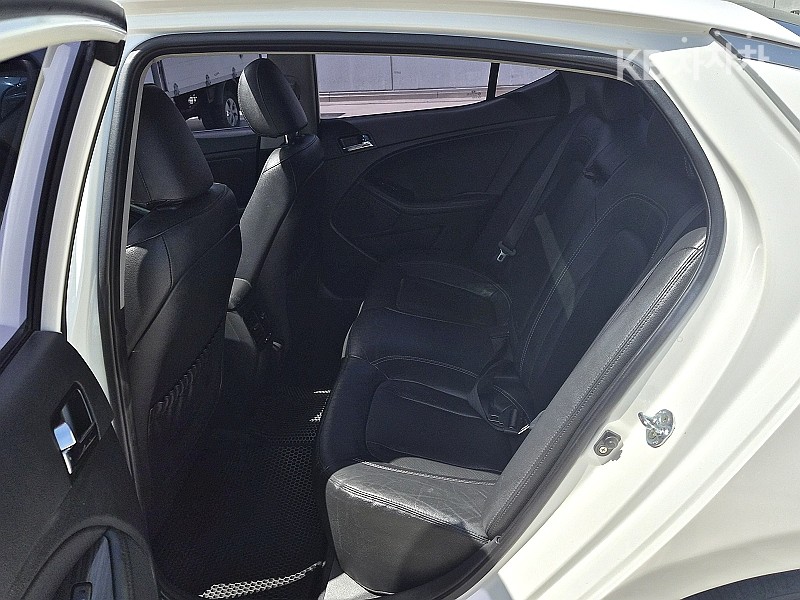2011 - kia k5