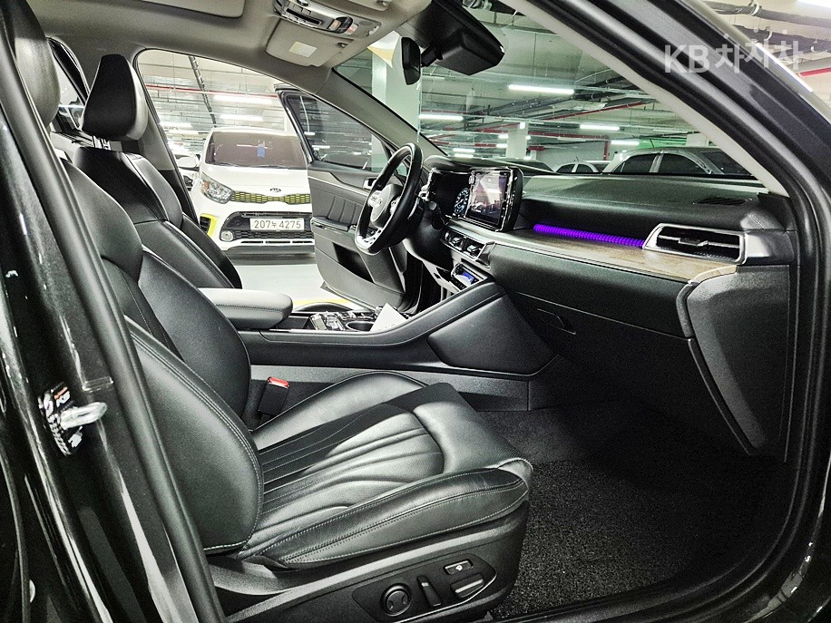 2020 - kia k5