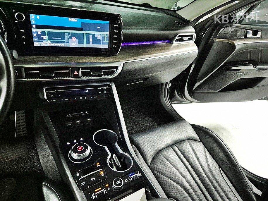 2020 - kia k5