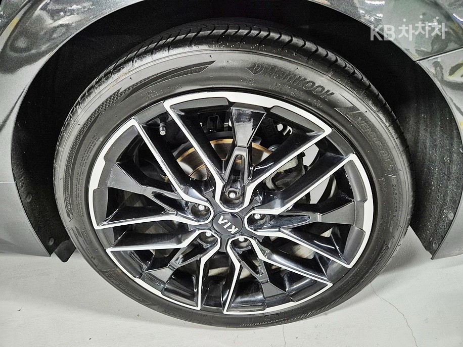 2020 - kia k5