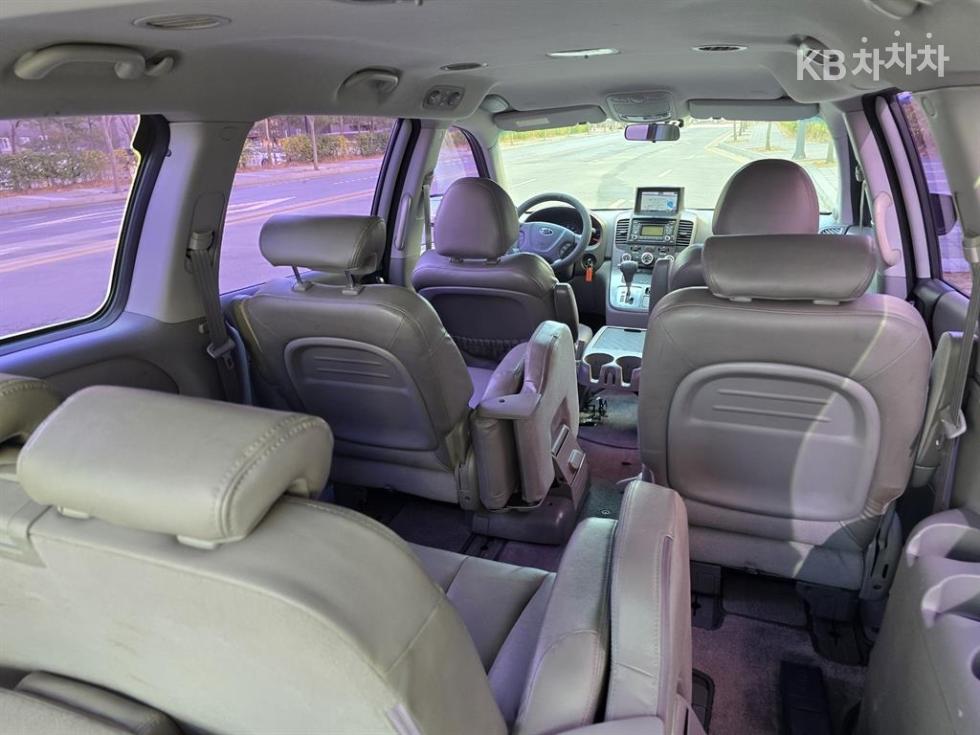 2014 - kia carnival