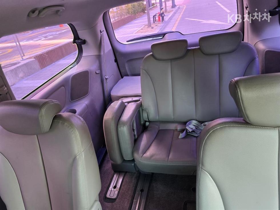 2014 - kia carnival