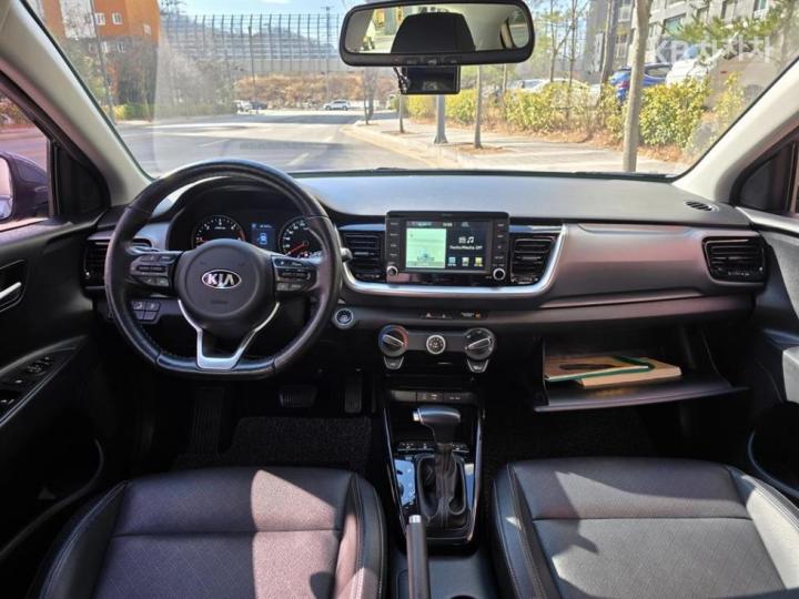 Kia Stonic Diesel 1.6 VGT Trendy 10