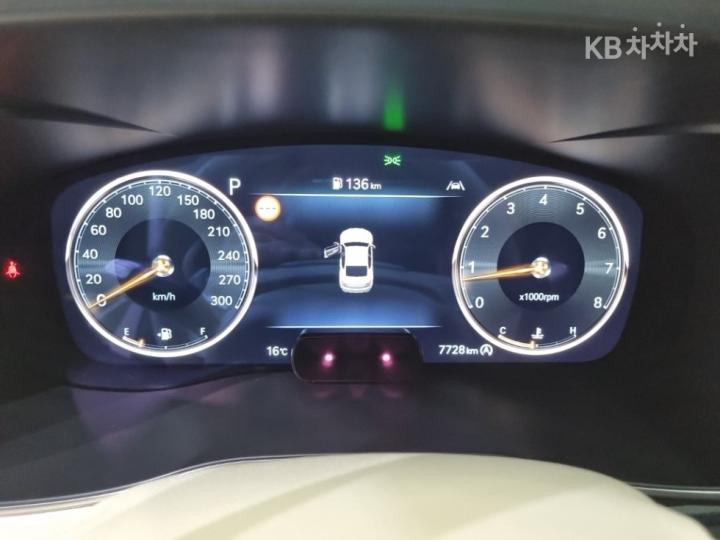 Genesis G70 2.5T AWD Standard 6