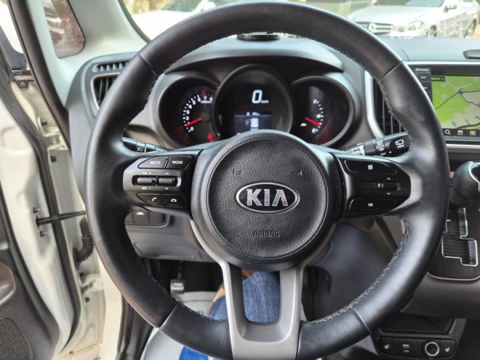 2021 - kia ray
