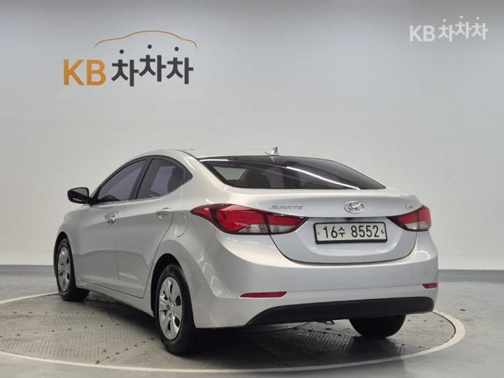 Hyundai Avante 1.6 GDi Style Base Type 3