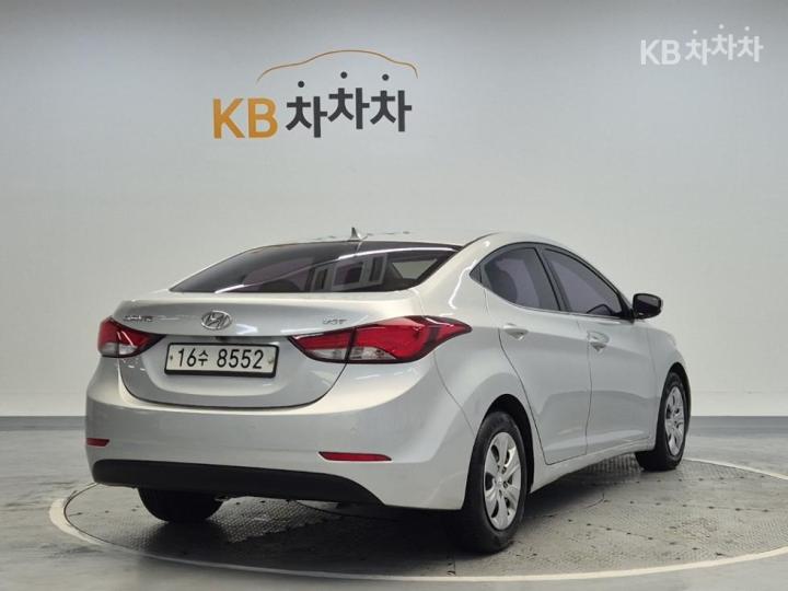 Hyundai Avante 1.6 GDi Style Base Type 4