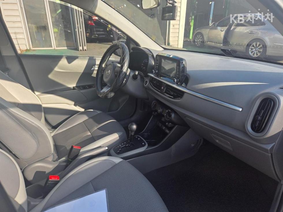 2021 - kia morning