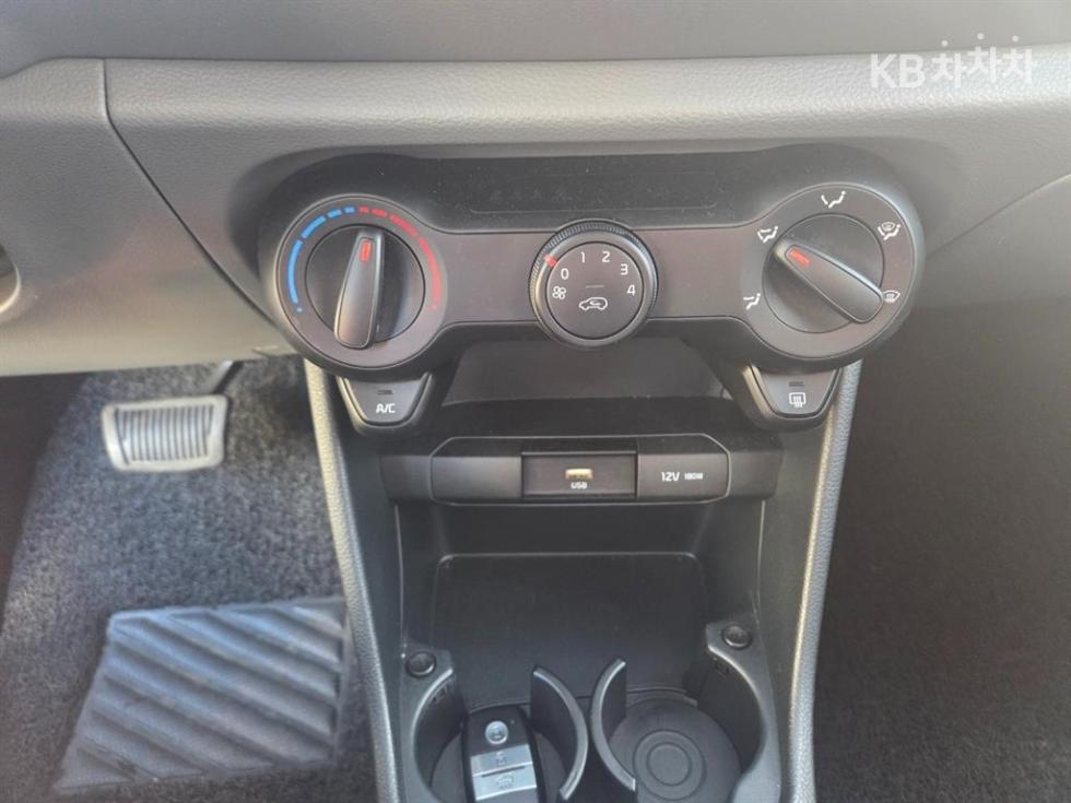 2021 - kia morning