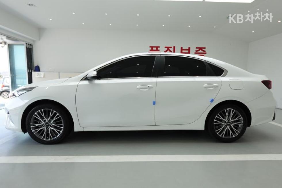 2022 - kia k3